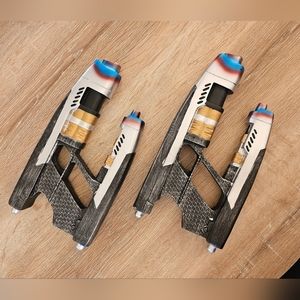 Star Lord Blasters Resin 1:1 Replicas Set of 2